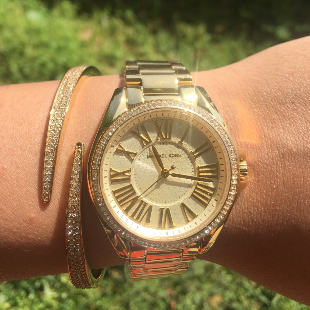 Michael Kors gift set watch and bangle